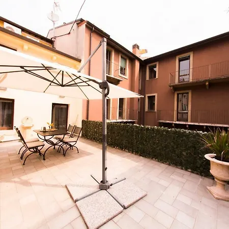 Arena Dreams Appartement *